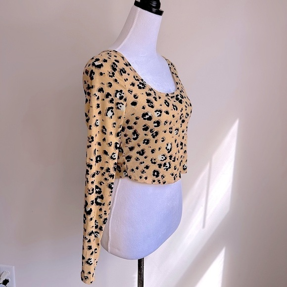 NWT BP Leopard Animal Print Crop Top Twin Set Cami and Button Up Size Small NEW - Picture 6 of 15